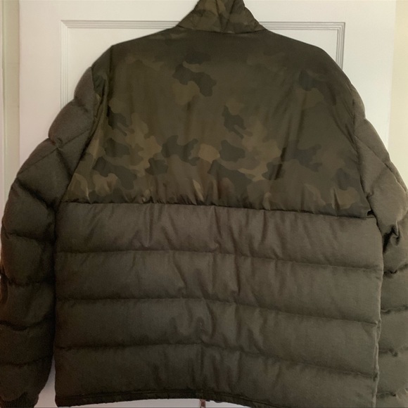 Like new Camo moncler puffer jacket - Picture 2 of 7
